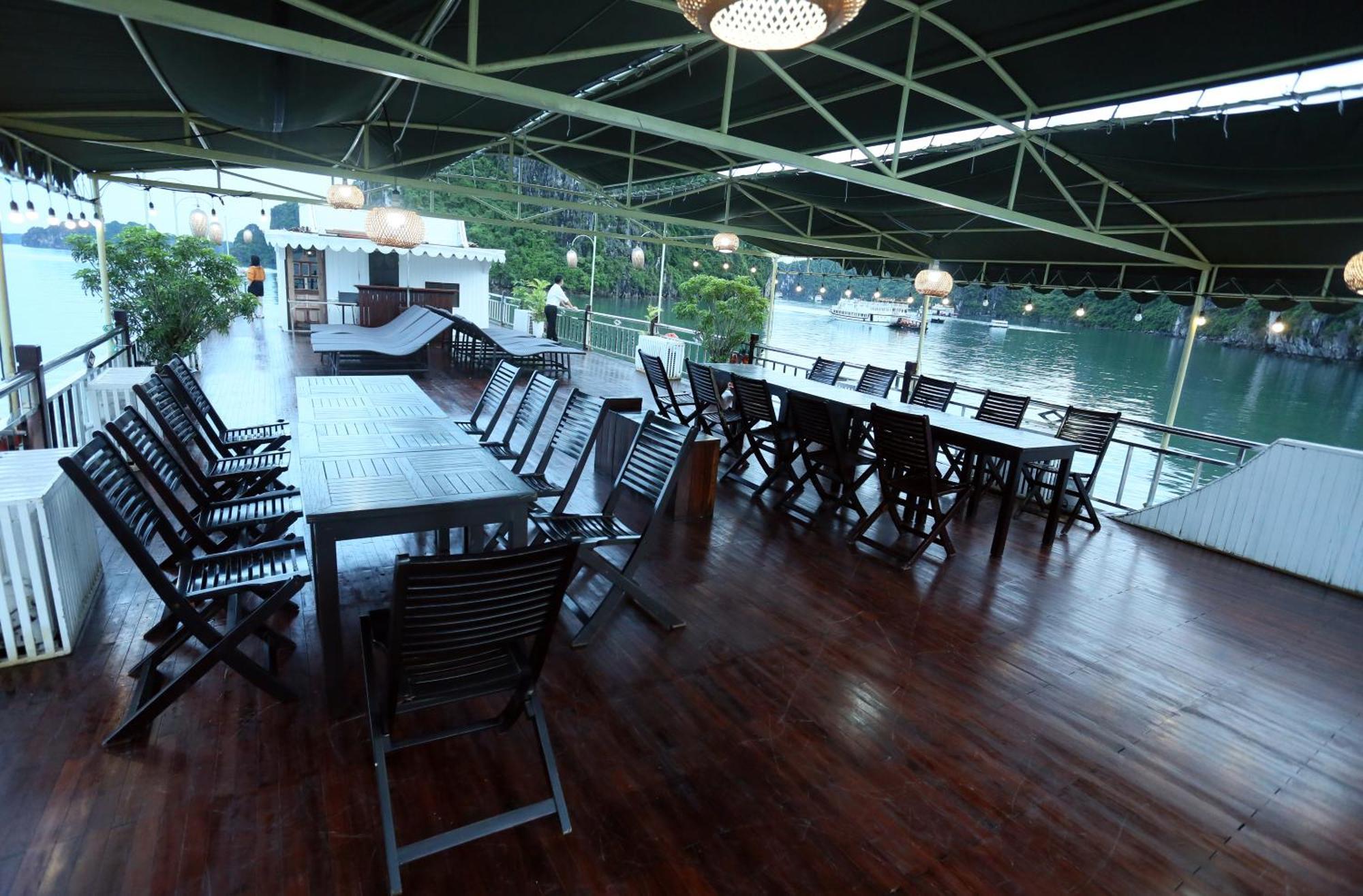 Garden Bay Classic Cruise Ha Long Zewnętrze zdjęcie